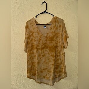 Tie-Dye V-Neck Women's Top Old Navy XL